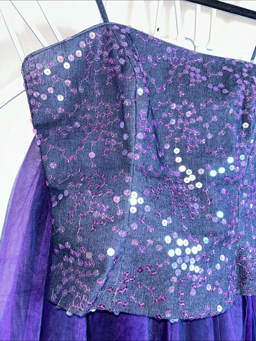 DJ Nights by Laura Ryner Two-Piece Sequin Purple & Navy Tulle Prom Gown size 3-4 - Picture 6 of 16